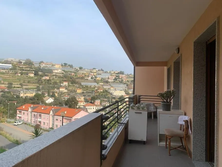 Appartamento Sanremo Solaro - Parcheggio Gratuito A 10 Minuti Dal Centro 0*,