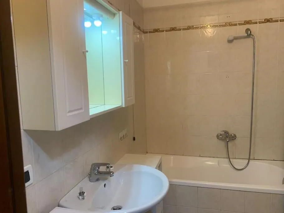 Apartment Appartamento Sanremo Solaro - Parcheggio Gratuito A 10 Minuti Dal Centro Italy